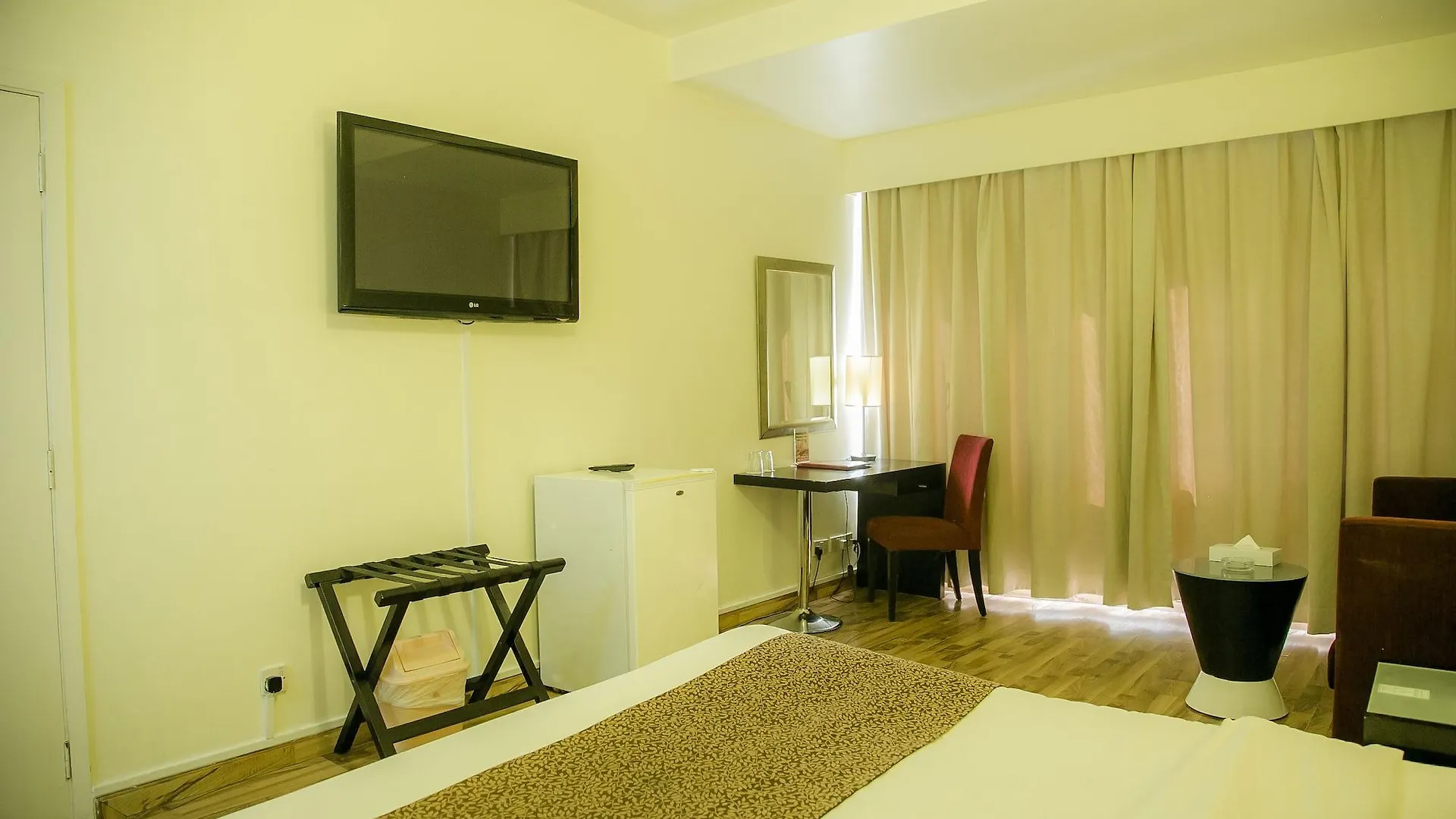 Phoenicia Grand Hotel Dubai