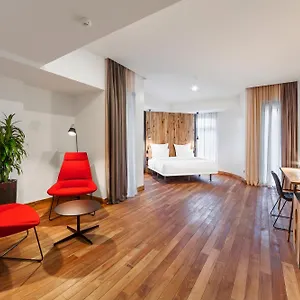 Shota @ Rustaveli Boutique Hotel Tbilissi